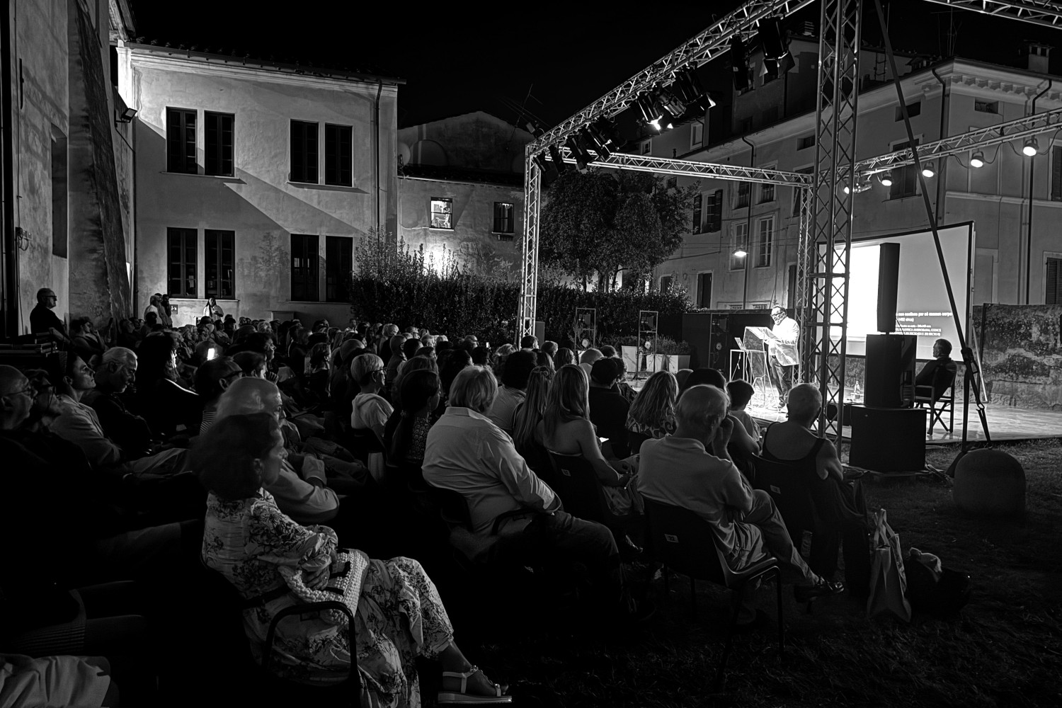 Pietro Marani presenta la sua conferenza su Leonardo Da Vinci per Pietrasanta Cult